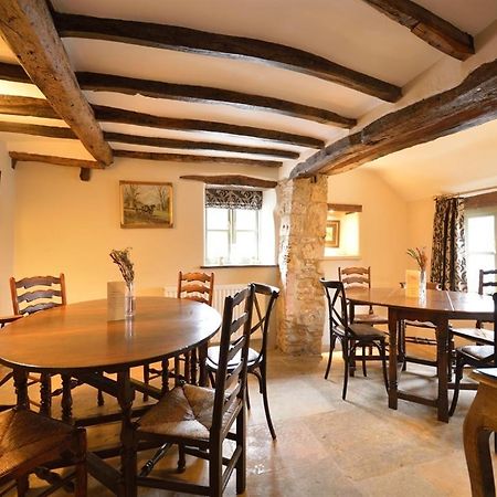 The Plough B&B 버튼온더워터 외부 사진