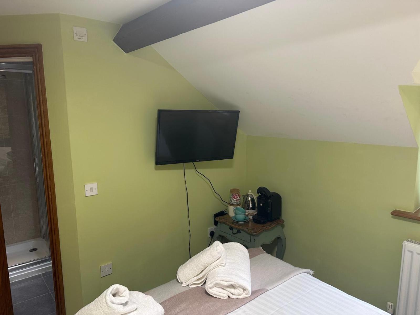 The Plough B&B 버튼온더워터 객실 사진