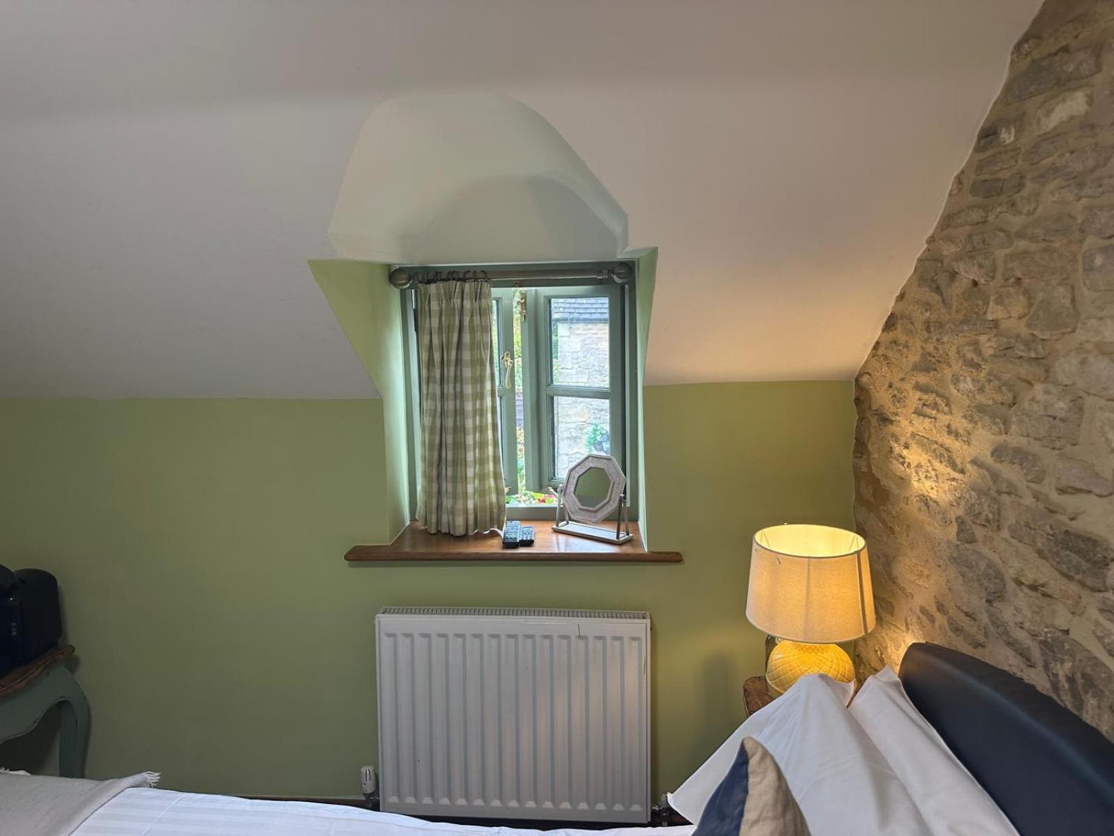 The Plough B&B 버튼온더워터 객실 사진